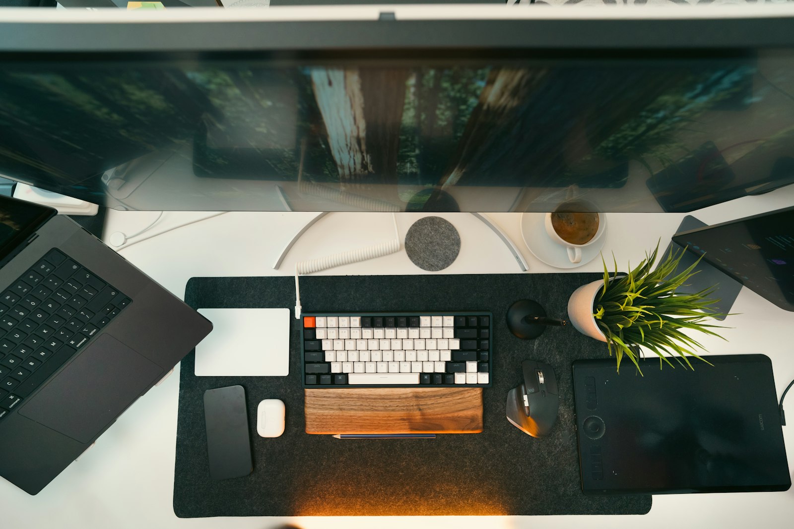 An ergonomic two-screen monitor setup