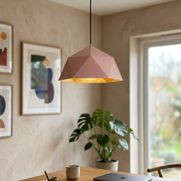 Polygon pink in a workspace, light on
