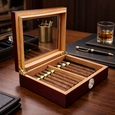 Humidor - Cedar Wood Cigar Box - Vintage Storage