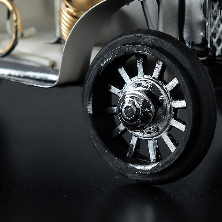 Roadster, Build as the decoration